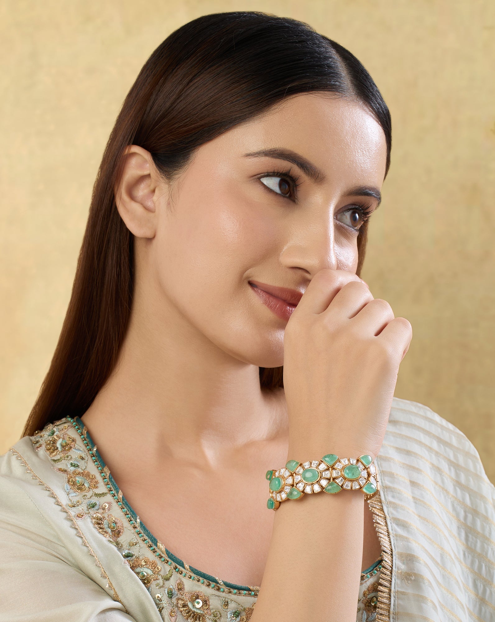 Yavira Kundan Bangle