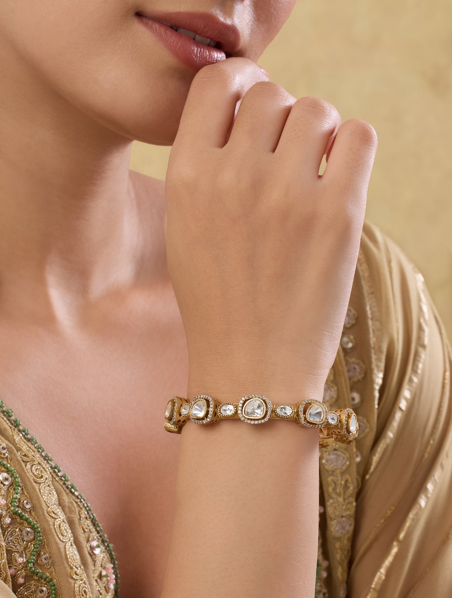 Zohira Kundan Bangle