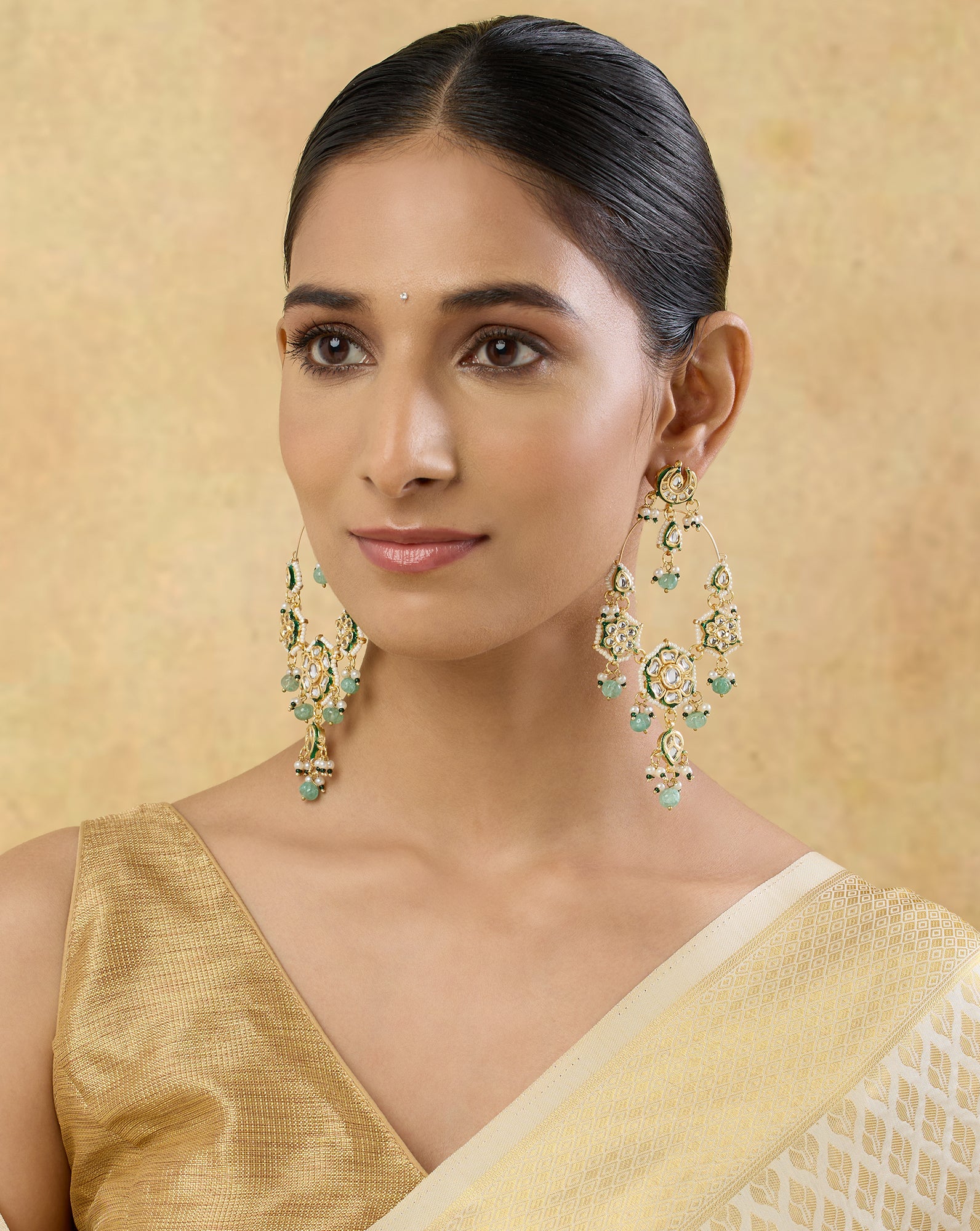 Arza Kundan Chaandbaalis
