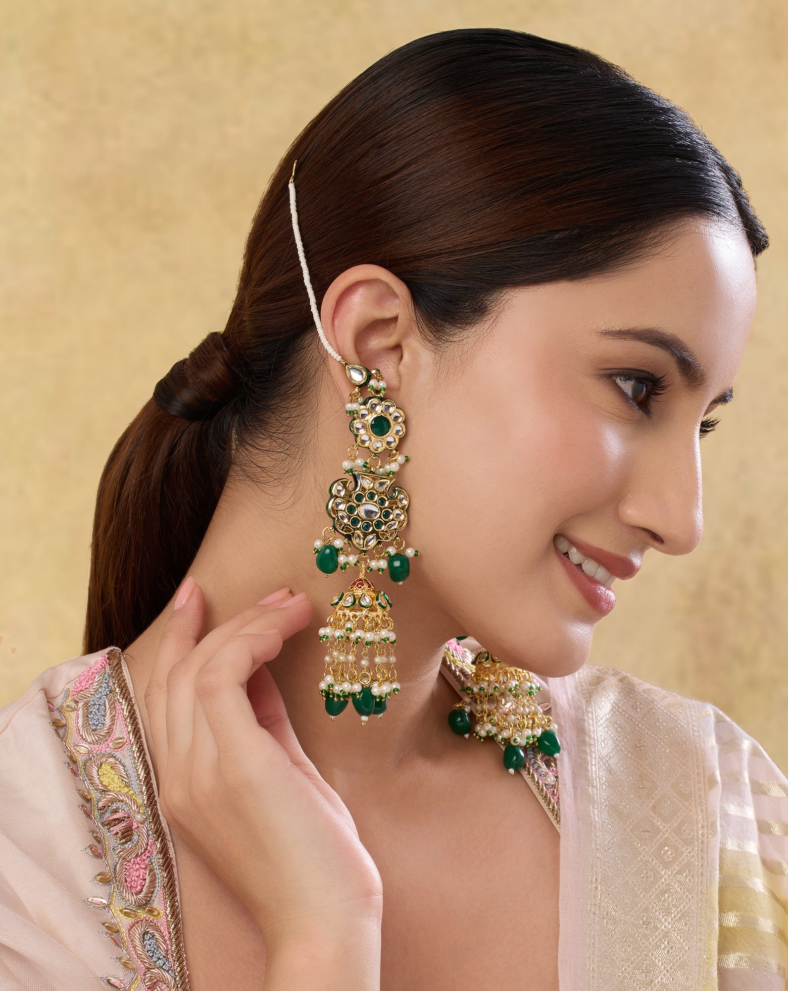 Gulbad Kundan Jhumkas