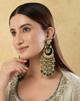 Aarvika Kundan Chaandbaalis