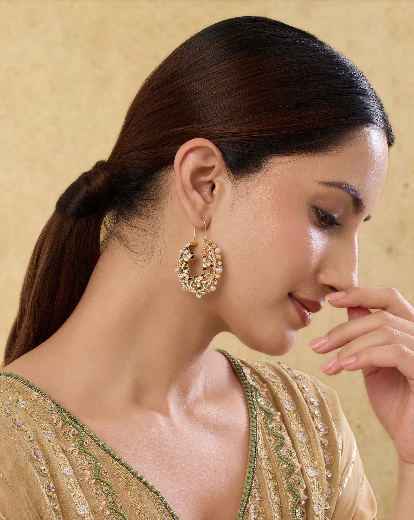 Ishvya Kundan Hoops