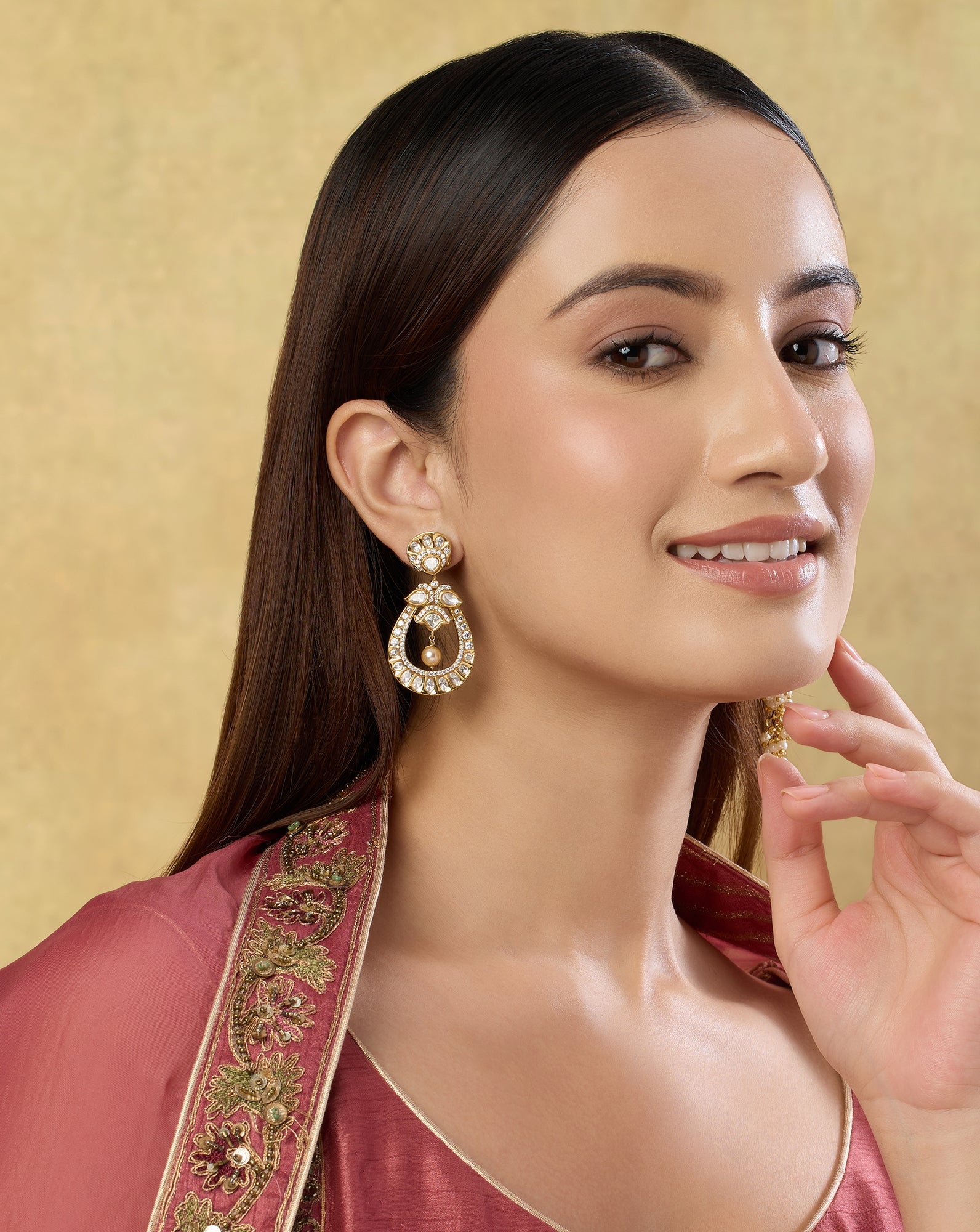 Mirvara Kundan Danglers