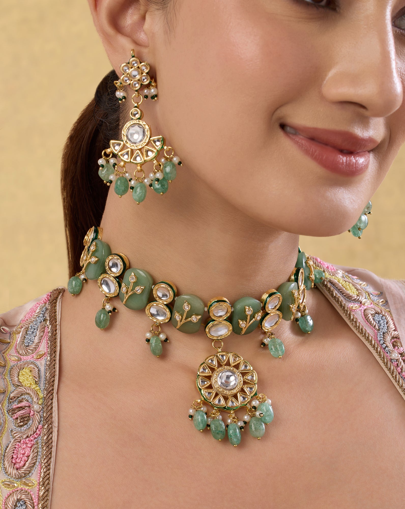 Anvika Kundan Necklace Set
