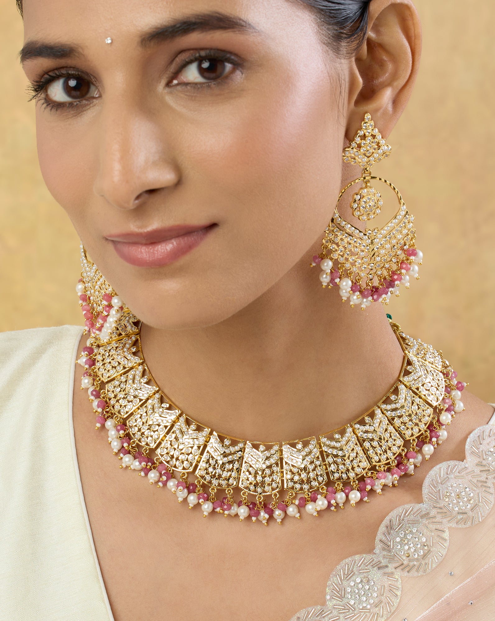 Izvara Jadau Necklace Set