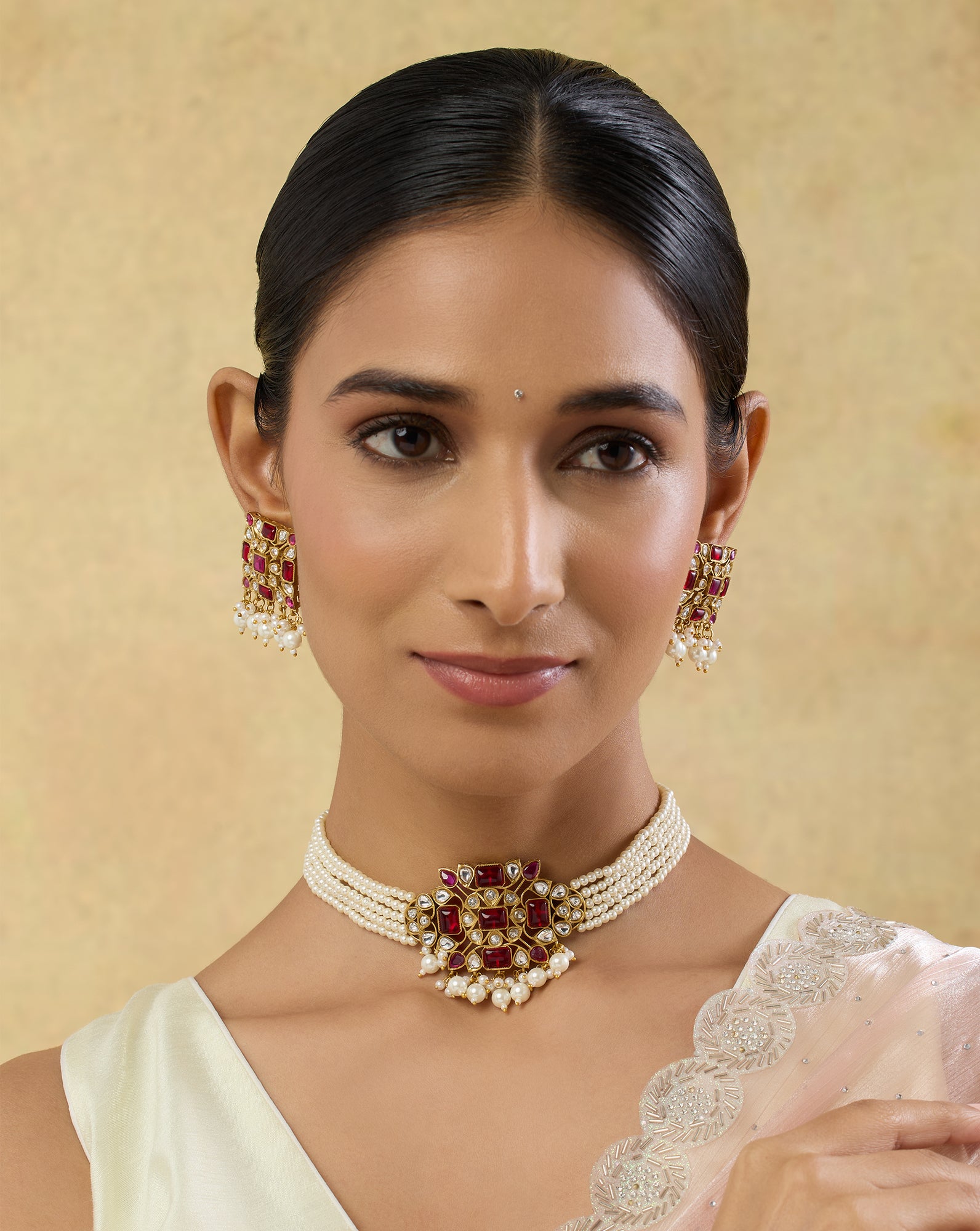 Tavishi Kundan Choker Necklace Set