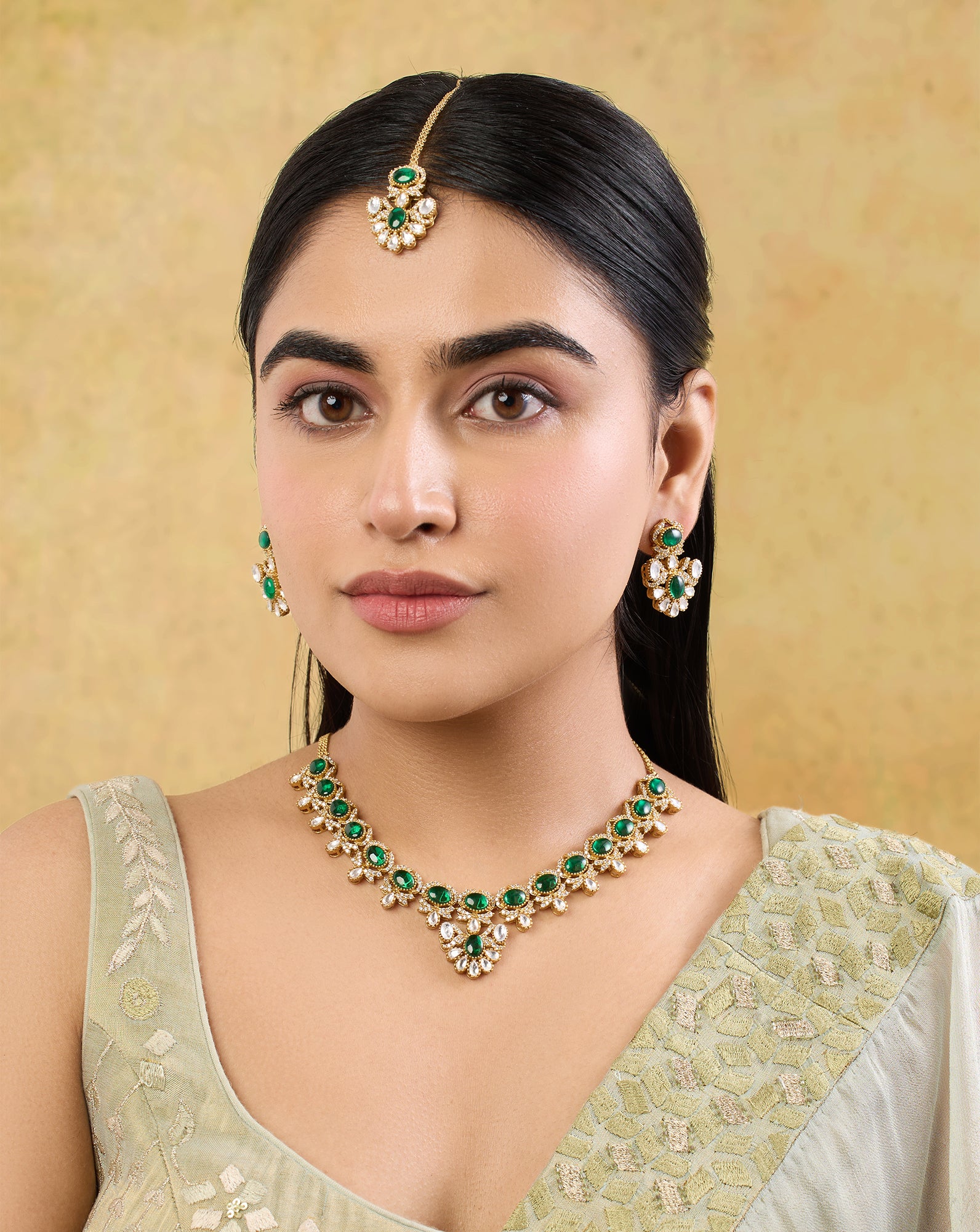 Meenira Kundan Polki Necklace Set
