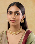 Vynka Kundan Necklace Set