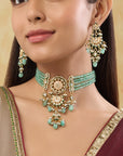 Isu Kundan Necklace Set