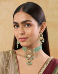 Isu Kundan Necklace Set