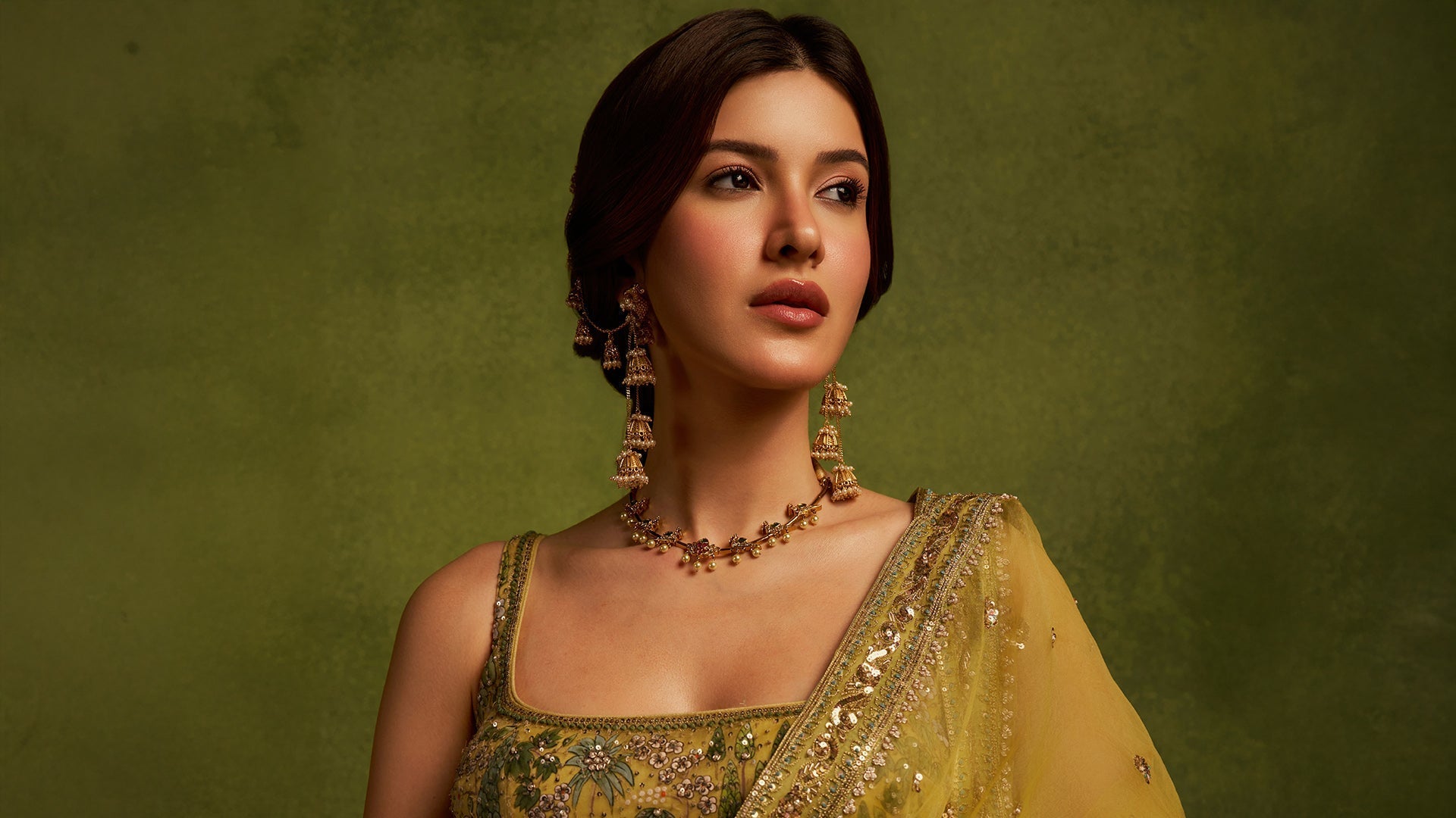 Antique Jewellery Designs: Timeless Traditional Styles for Women