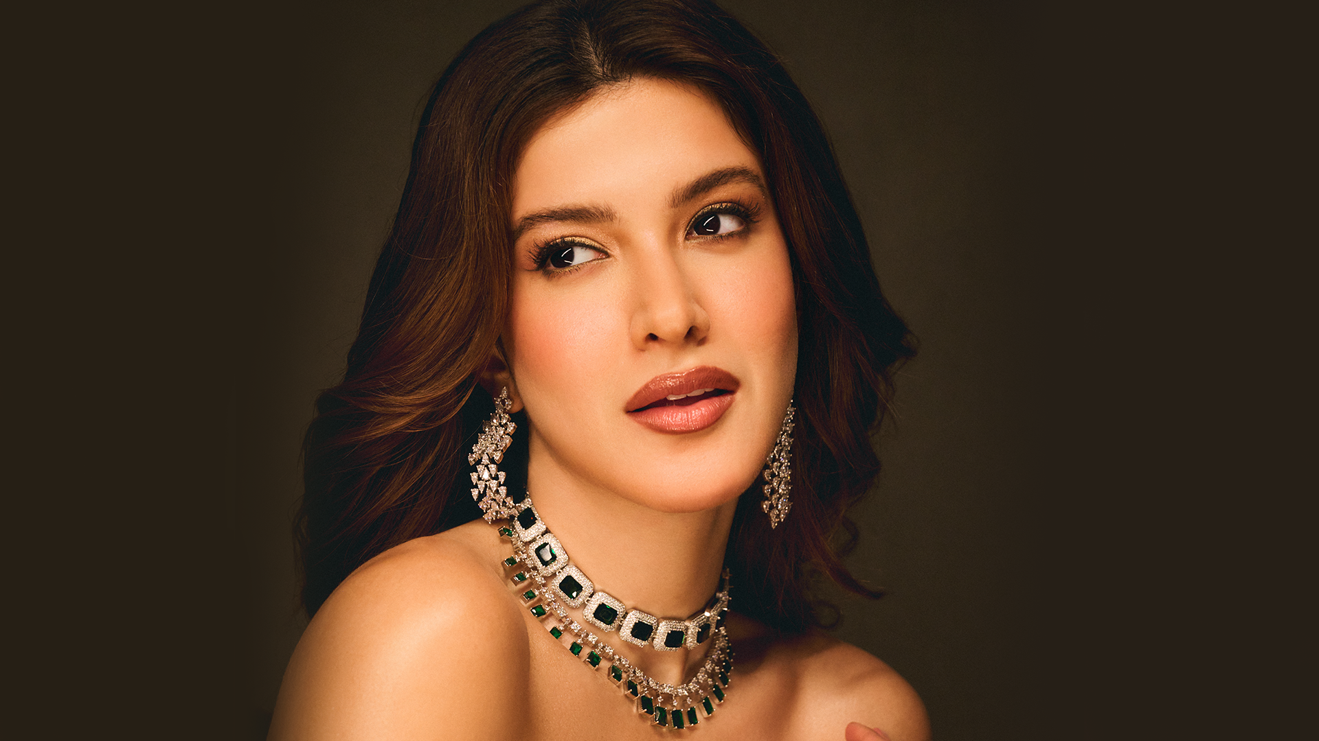 Zircon Jewellery: Affordable Sparkle for Every Occasion