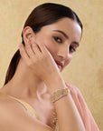 Aurvara Zircon Bangle