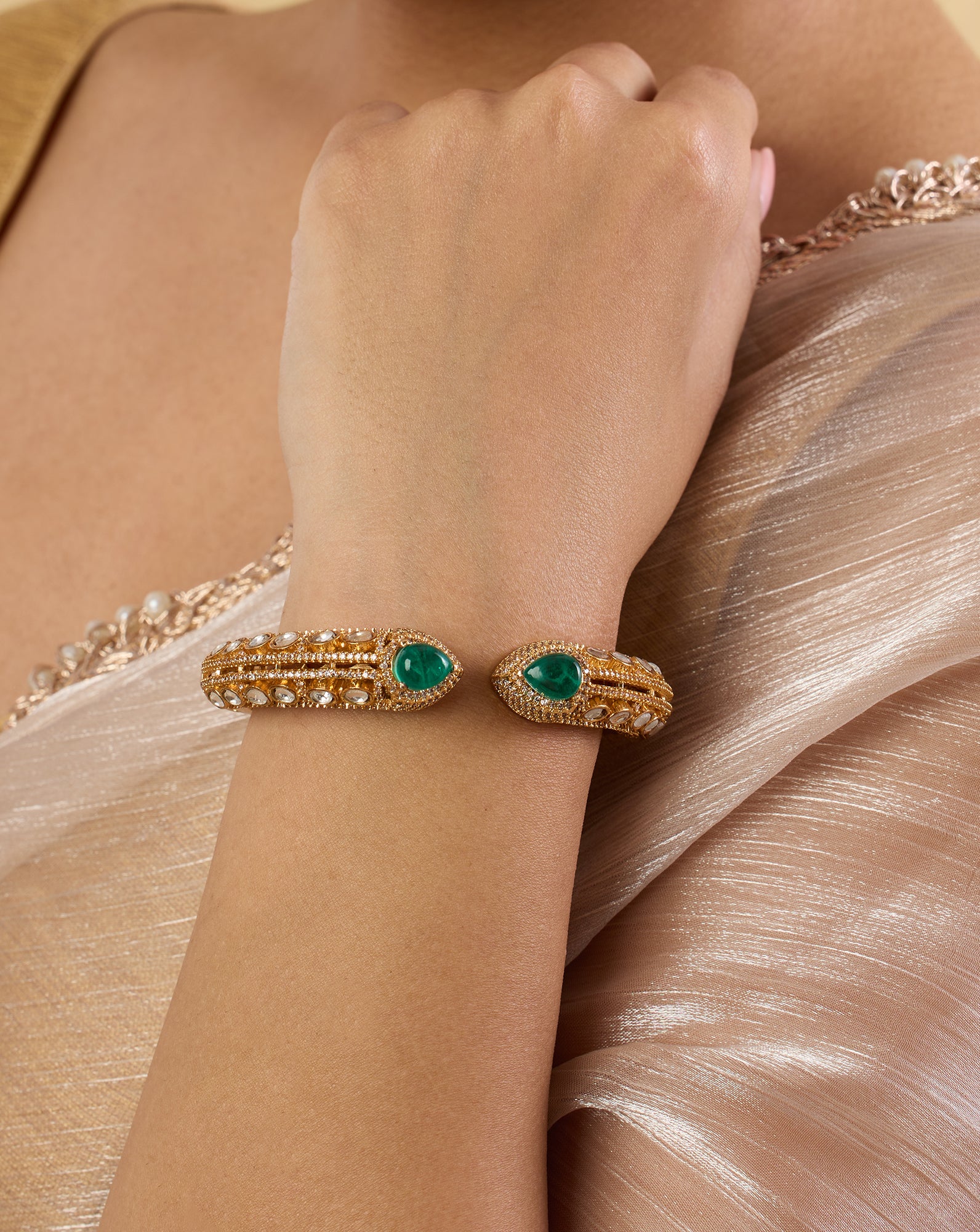 Teyra Kundan Polki Bangle