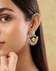 Sarinii Kundan Earrings