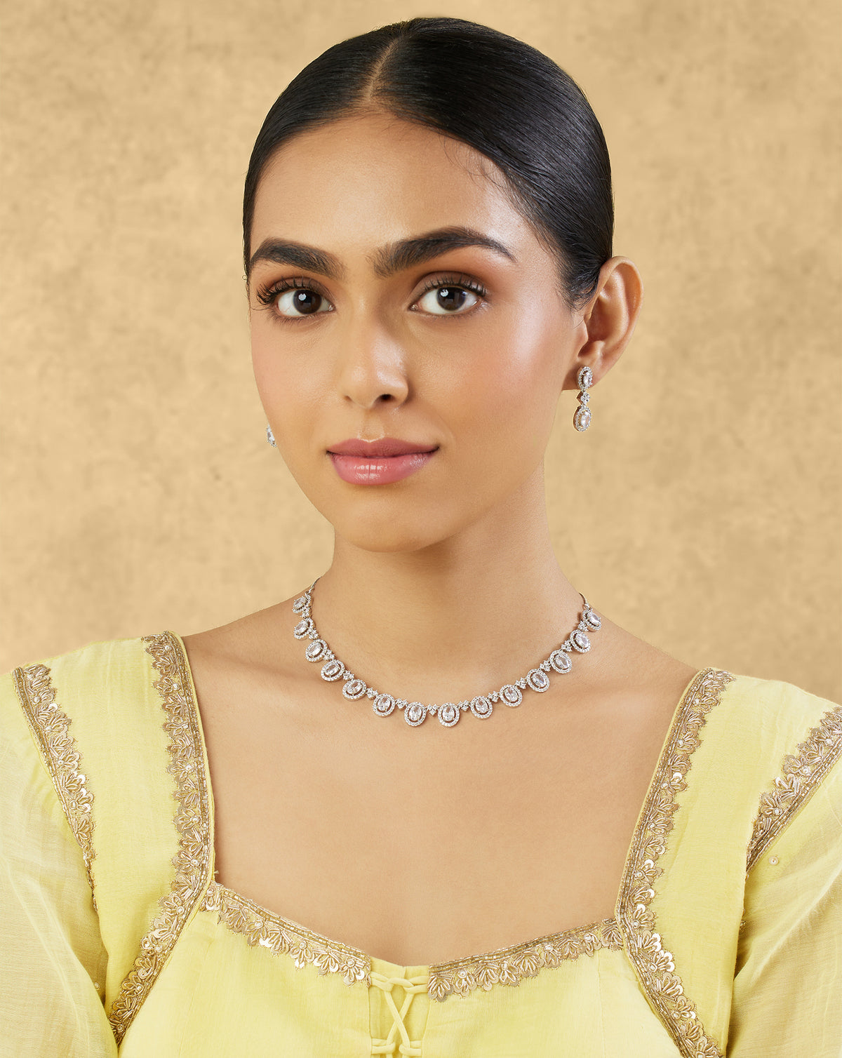 Zircon Classic Queen Necklace Set
