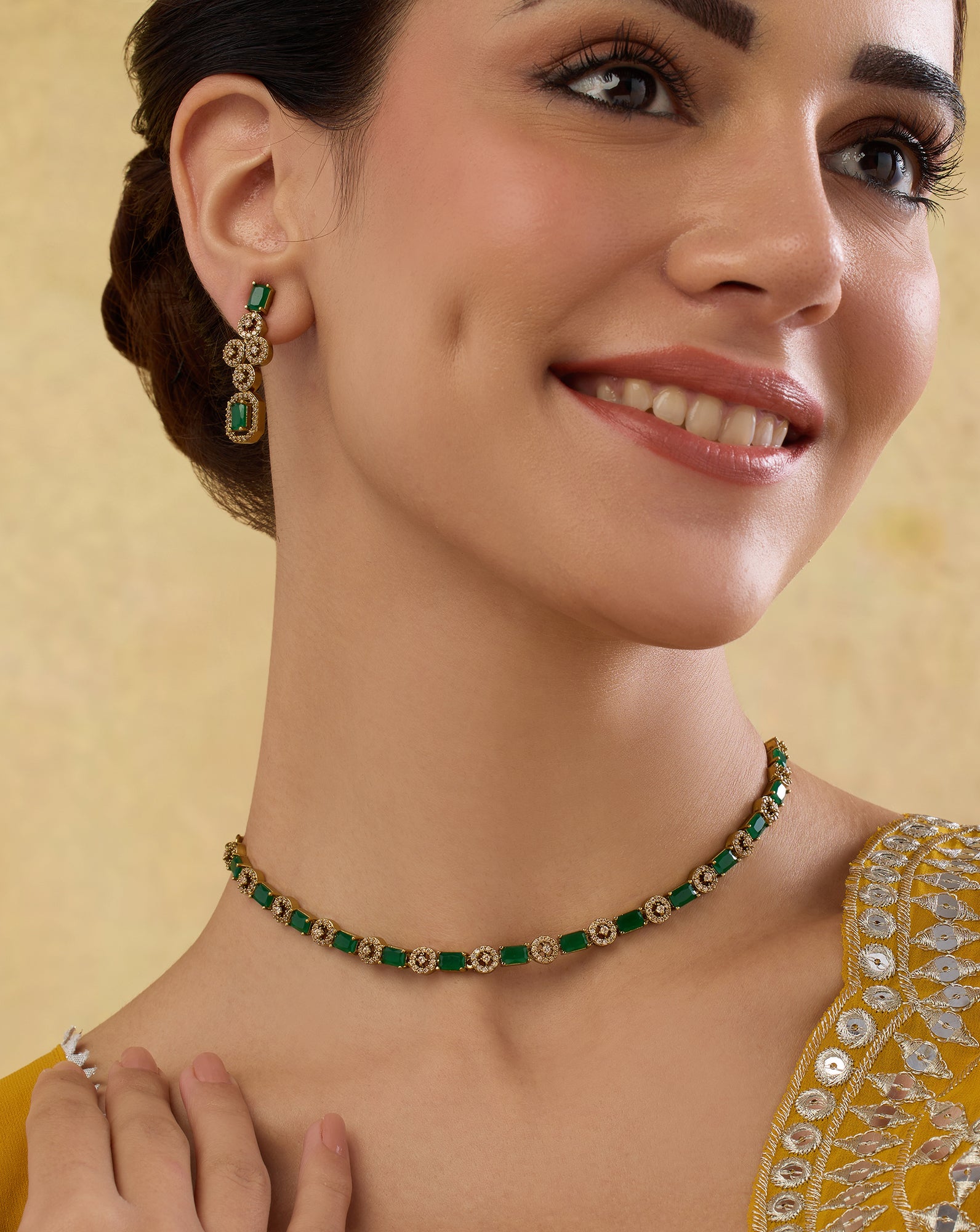 Aarvee Zircon Necklace Set
