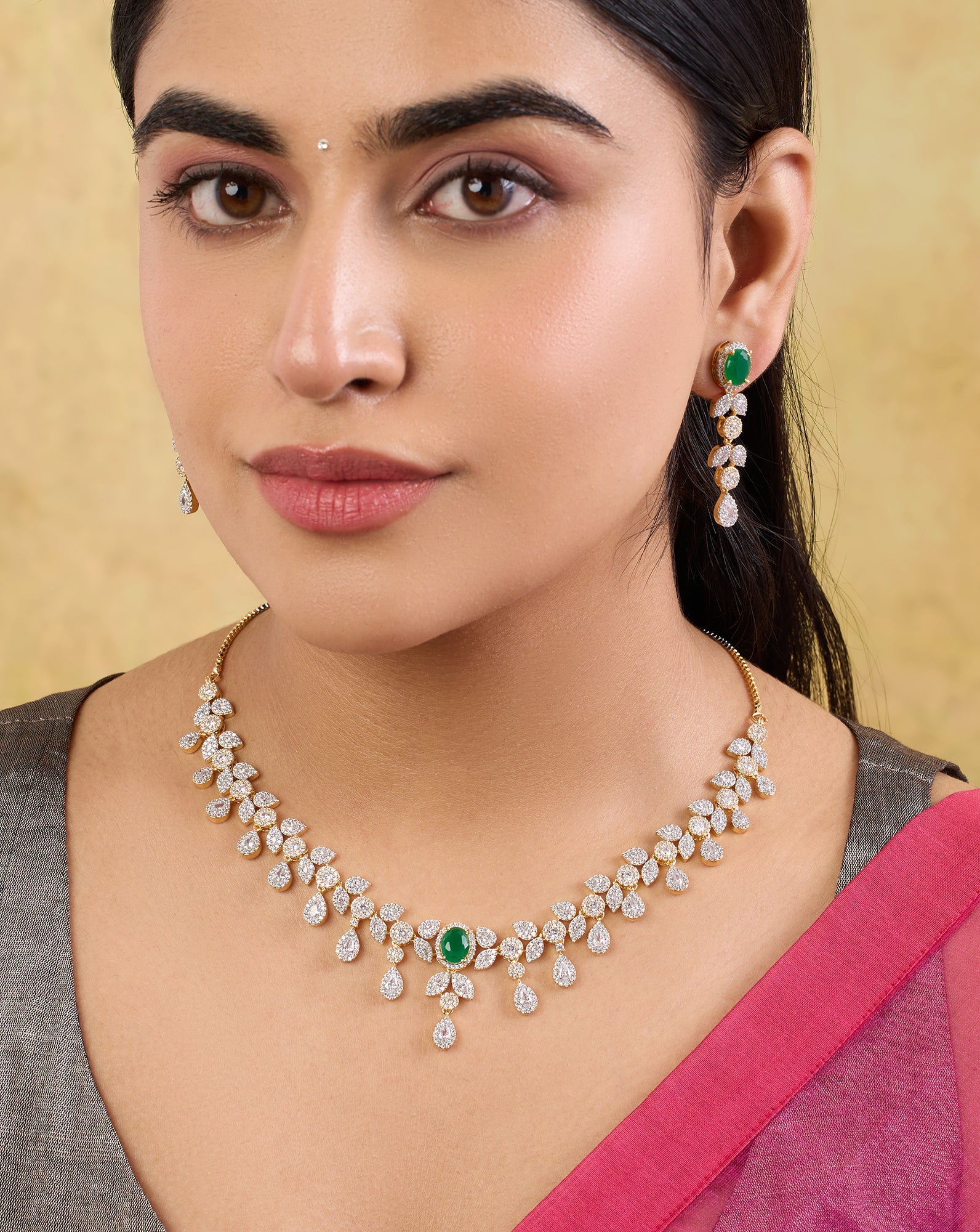 Ladan Zircon Necklace Set