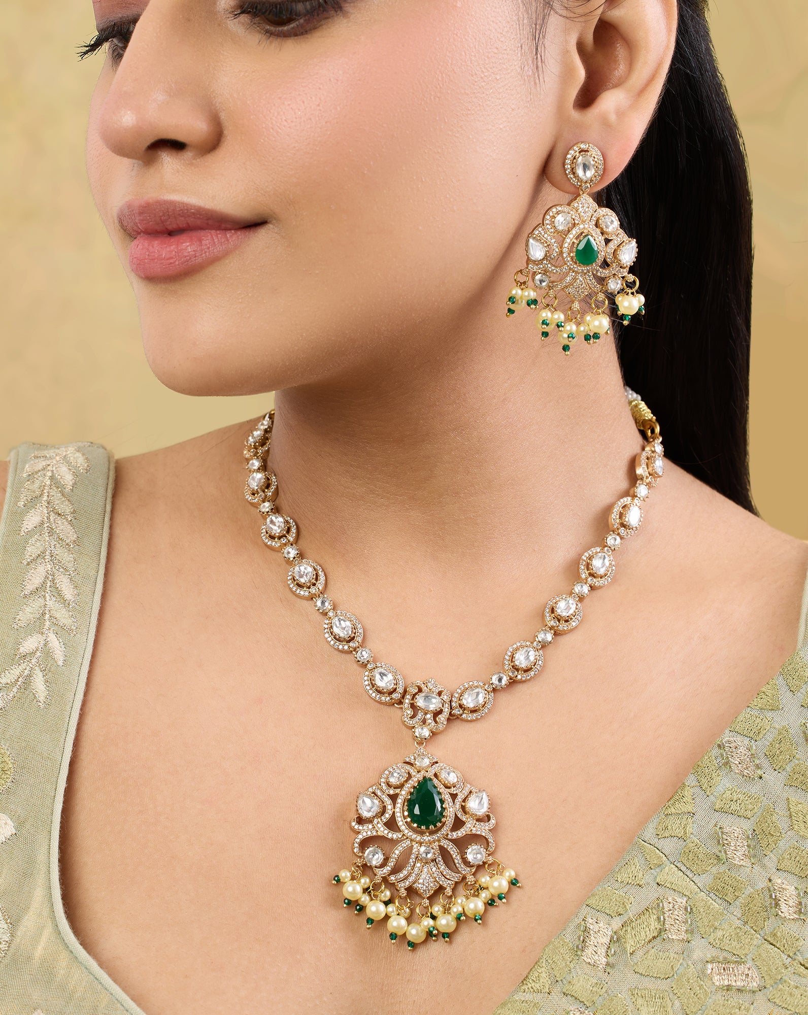 Kesarina Kundan Polki Necklace Set