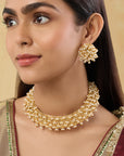 Vynka Kundan Necklace Set