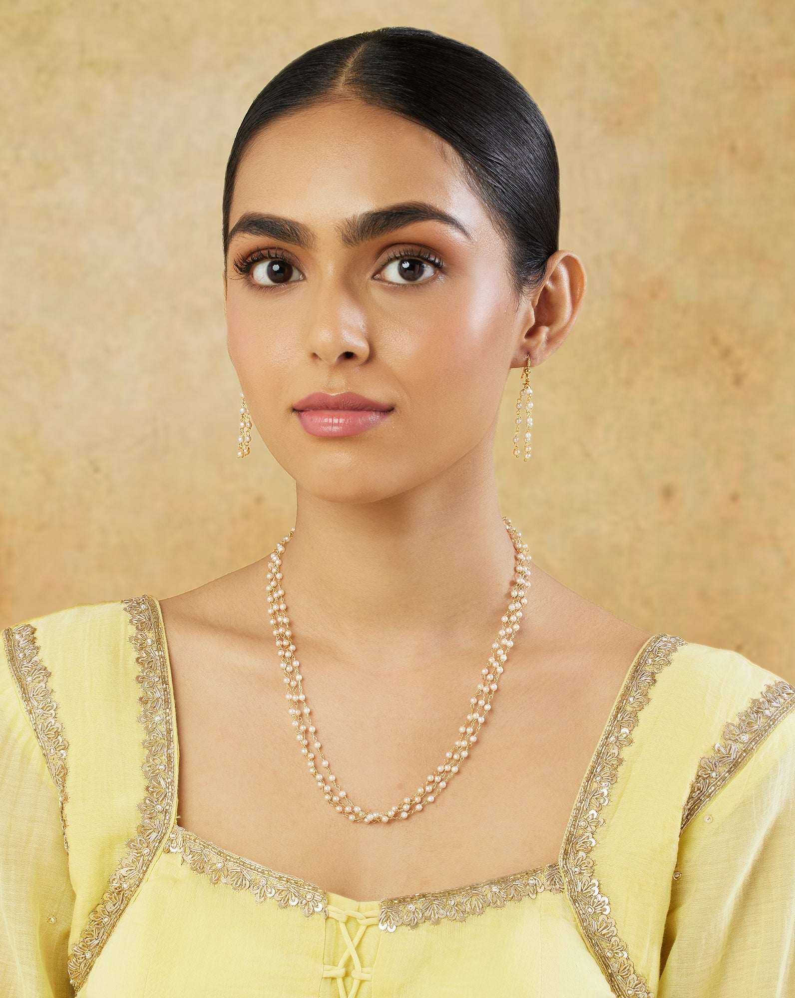 Temple Pearl Gold Necklace Set